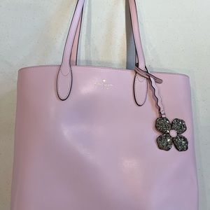 Authentic Kate Spade handbag, used once.